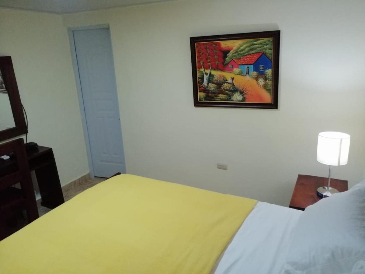 Hotel Anedi La Vega Bagian luar foto